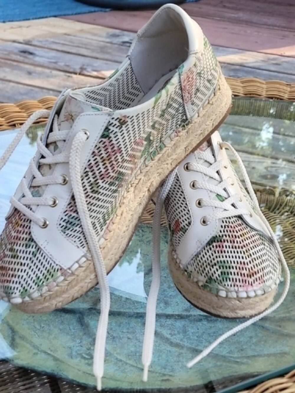 Vince Camuto Joellan Floral Jute Platform Sneakers boho-chic, cottagecore, beach - Picture 2 of 13
